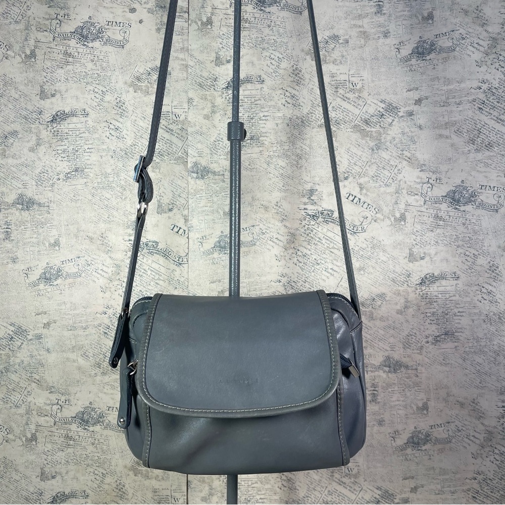 La Bagagerie Gray Leather Crossbody Bag Multi Pocket Organizer Messenger Purse